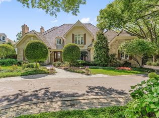 218 Fuller Rd, Hinsdale, IL 60521