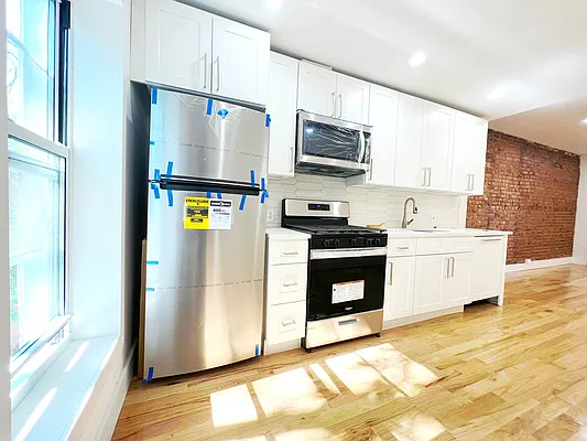 Rented by Corcoran | media 1