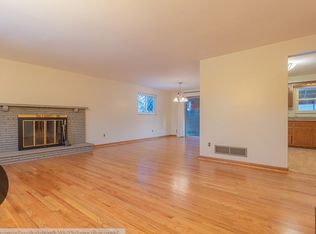 121 Pilgrim Dr, Sewickley, PA