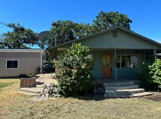 100 Laurelhurst St, Central Pt, OR 97502