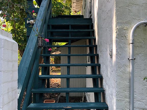 5th image of 408 Venezia Pkwy APT 3