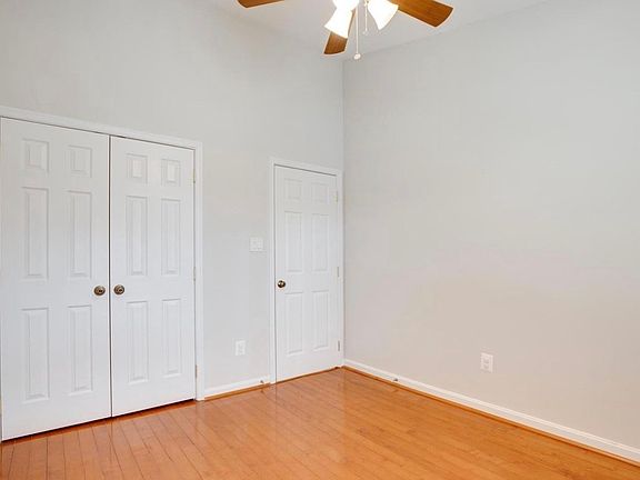 5th image of 4247 Fox Lake Dr