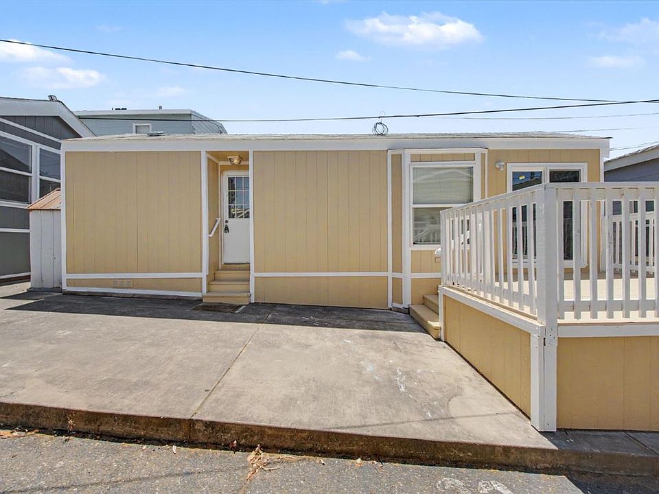 1st image of 1468 Grand Ave #38