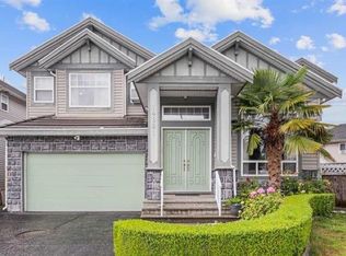 14681 78th Ave, Surrey, BC V3S2T4