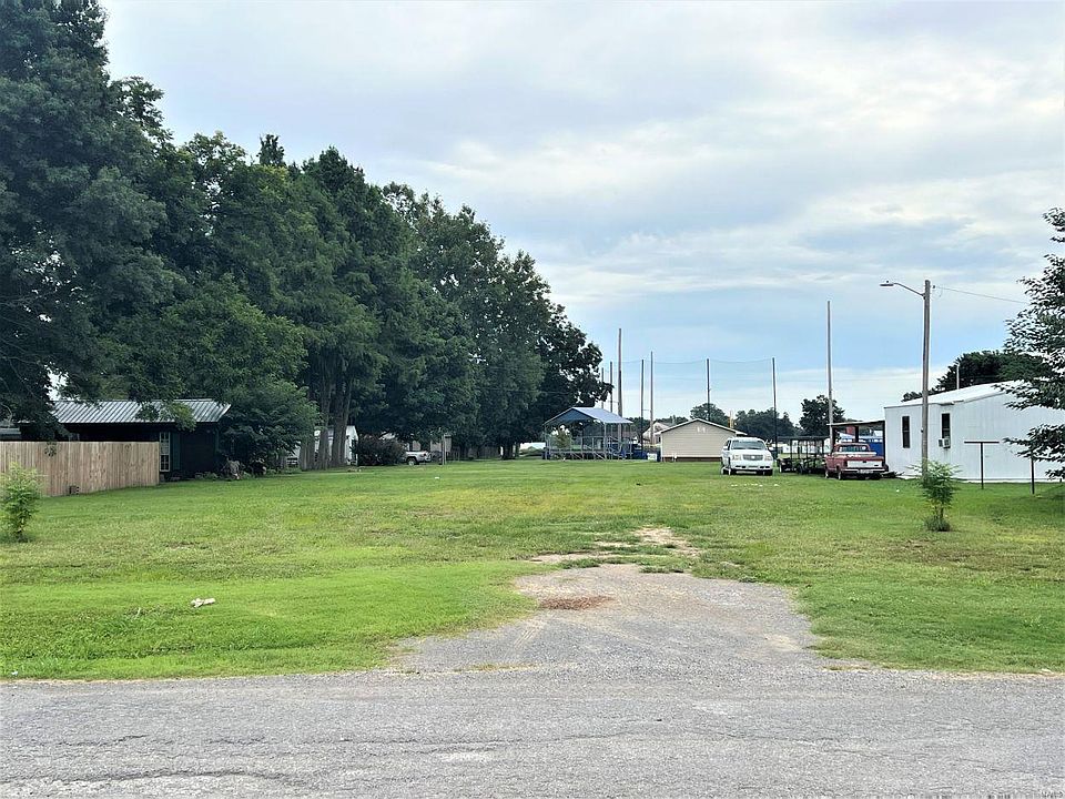 1st image of 0 Lots Of Railroad St