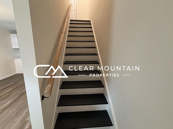 5th image of 19 Dunbar Ct #15