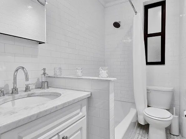 350 East 77th Street image 4 of 6