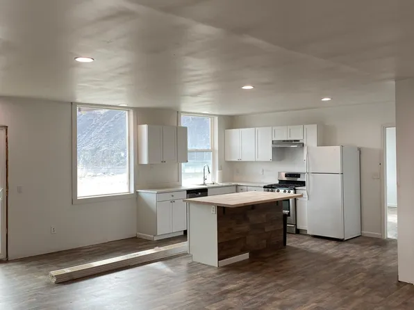155 Wagon Rd, Palisades, WA 98845