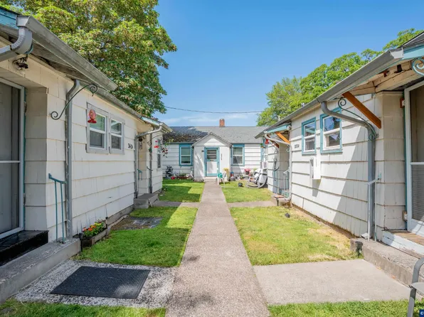 340 S Main St, Lebanon, OR 97355