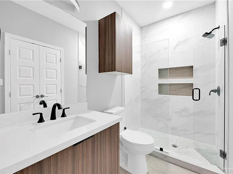 5604 Ozark Ave #4 — Photo 14