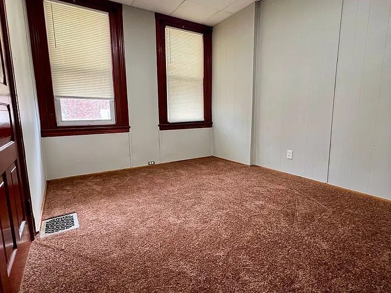 502 Buttonwood St — Photo 16