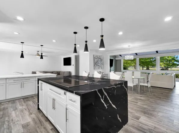 5976 E Butler Ave, Fresno, CA 93727