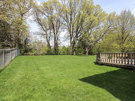2nd image of 2841 Riviera Dr N