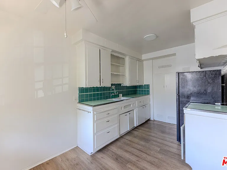 3821 Lockland Dr — Photo 6