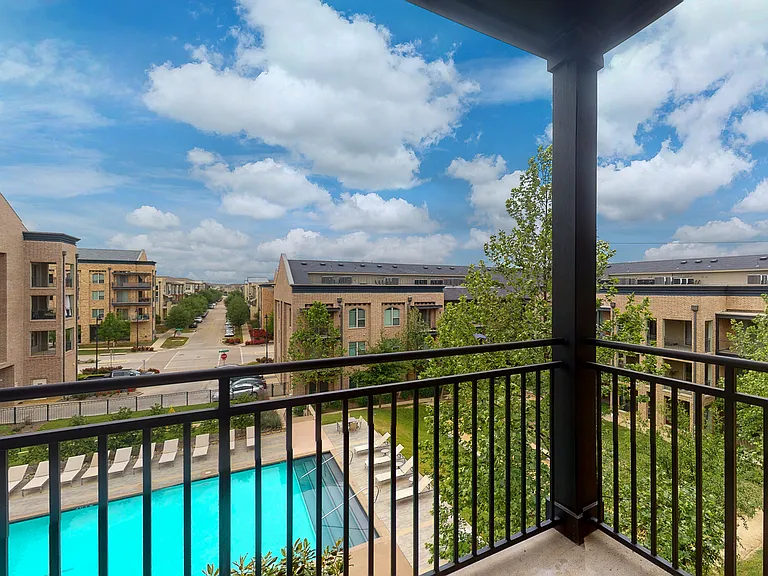 The District At Cypress Waters - Parson's Green — Photo 612