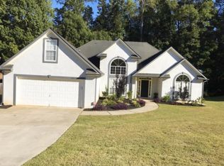 10823 Travellers Trl, Jonesboro, GA 30238