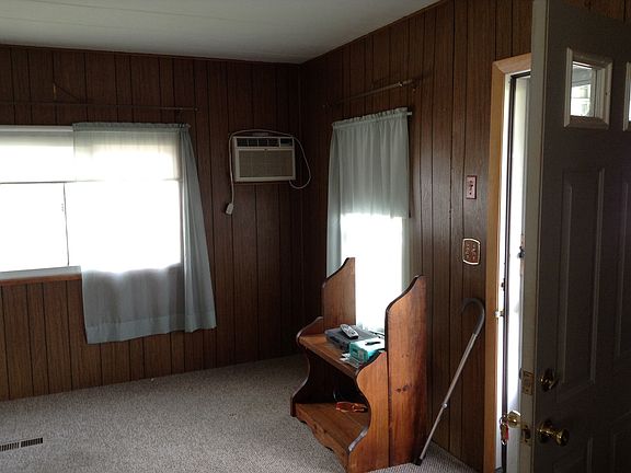 3rd image of 8 Grenier Blvd