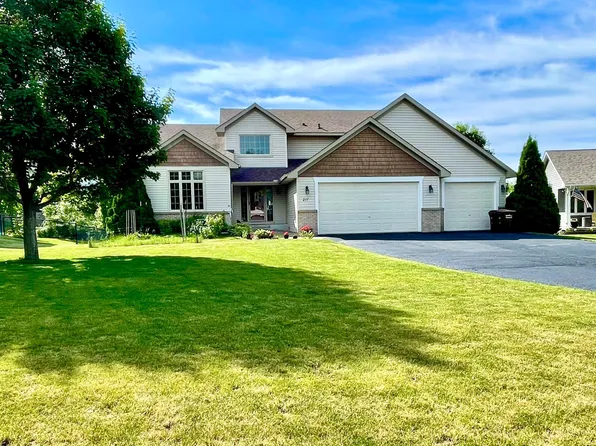 217 Meadow Sweet Pl, Watertown, MN 55388