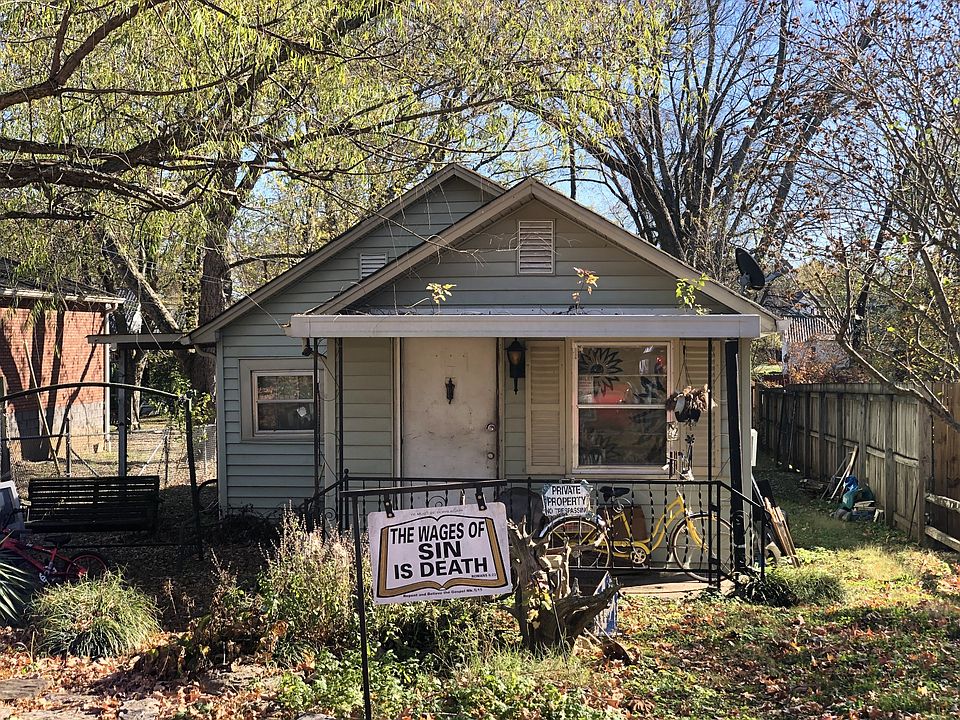 1st image of 109 Wright St
