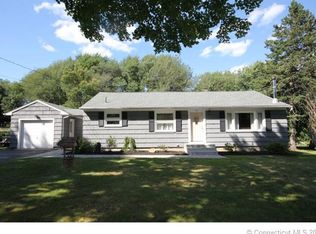 17 Chandler Dr, Prospect, CT 06712