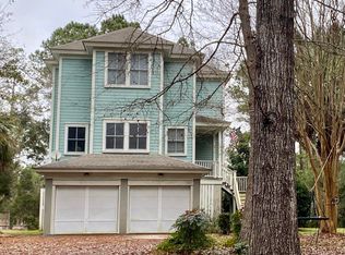 102 Berkshire Dr, Charleston, SC 29492