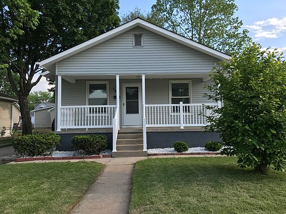 2nd image of 158 E Jennings Ave