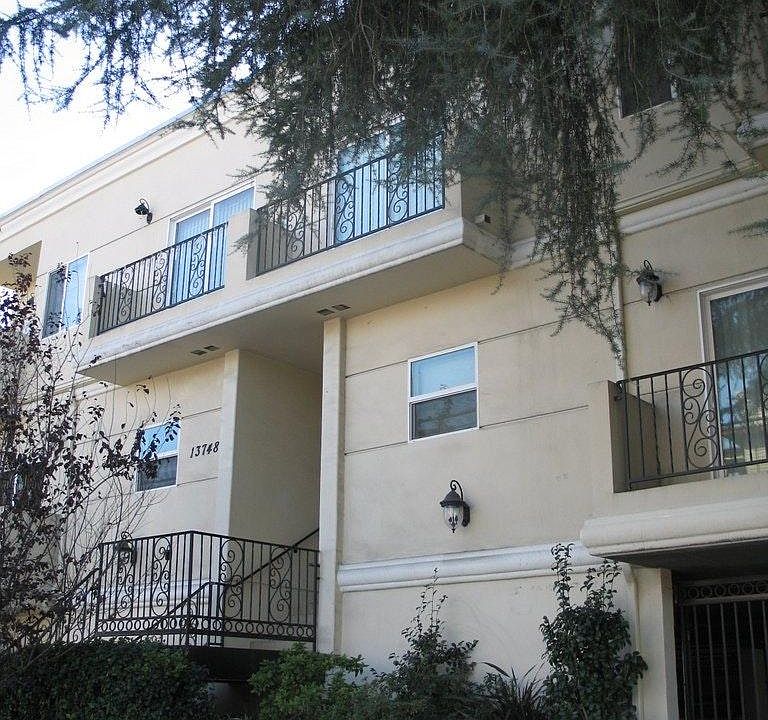 1st image of 13748 Sherman Way
