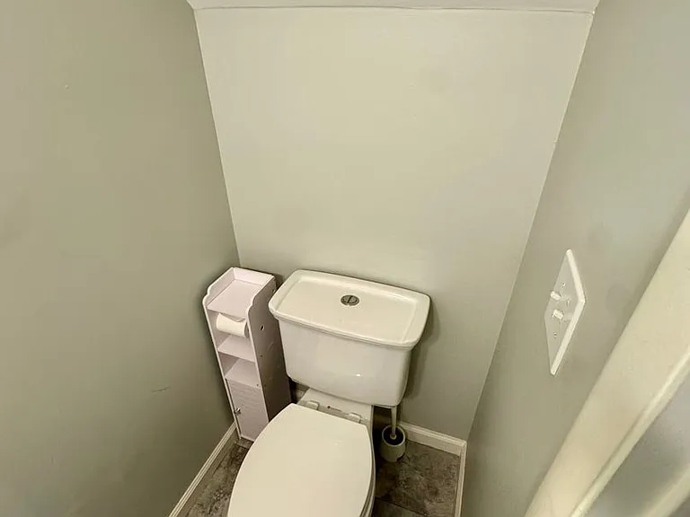 244 E Commons Dr — Photo 24
