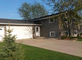 1100 Steenport Ln, Chilton, WI 53014