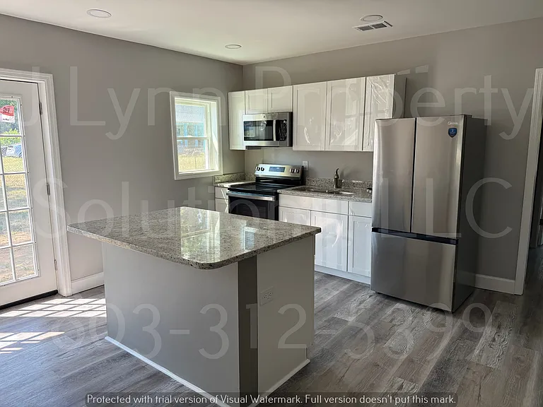 2461 Charleston Hwy — Photo 6