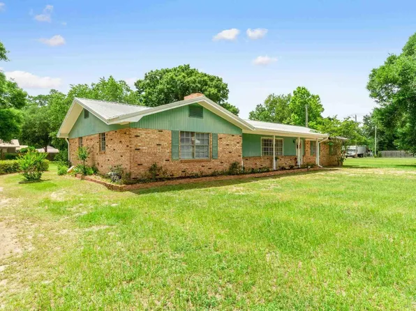 4647 Shadow Oak Dr, Pace, FL 32571