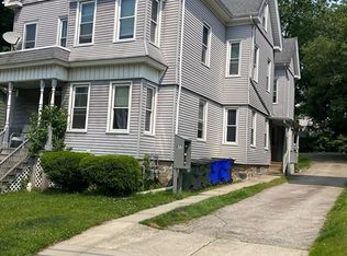 877 High St, Fall River, MA 02720