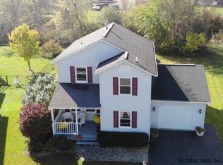 14 Windrose Way, Watervliet, NY 12189
