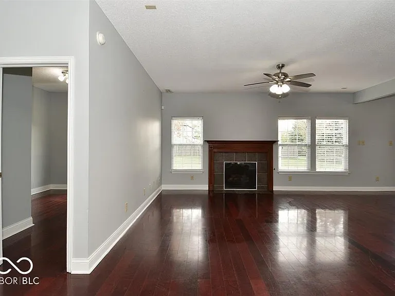 15208 Radiance Dr — Photo 9
