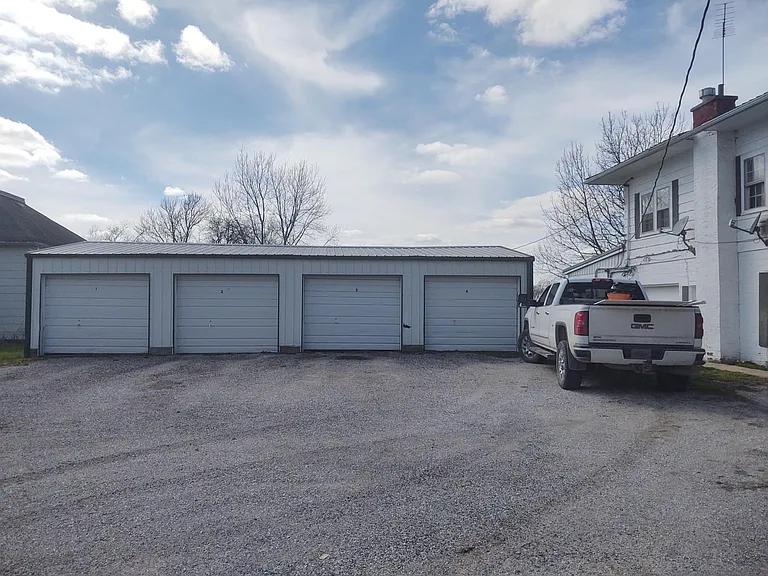 208 S 4th St #5 — Photo 11
