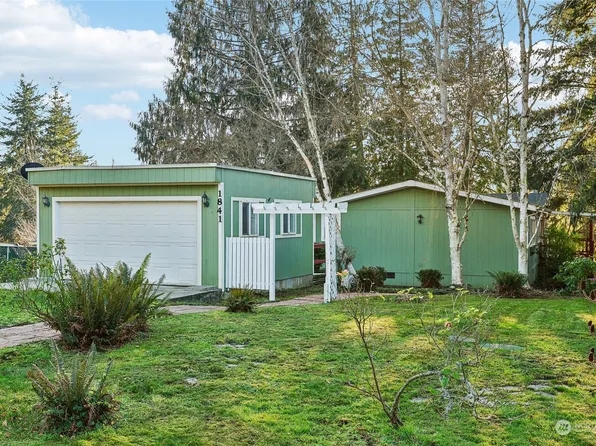 1841 Lake Drive, Camano Island, WA 98282