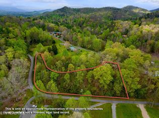 40-42 Rivers Edge Dr, Cosby, TN 37722