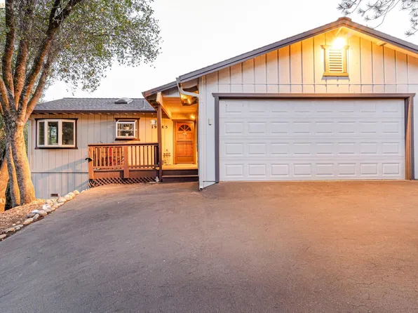 19685 Golden Rock Cir, Groveland, CA 95321
