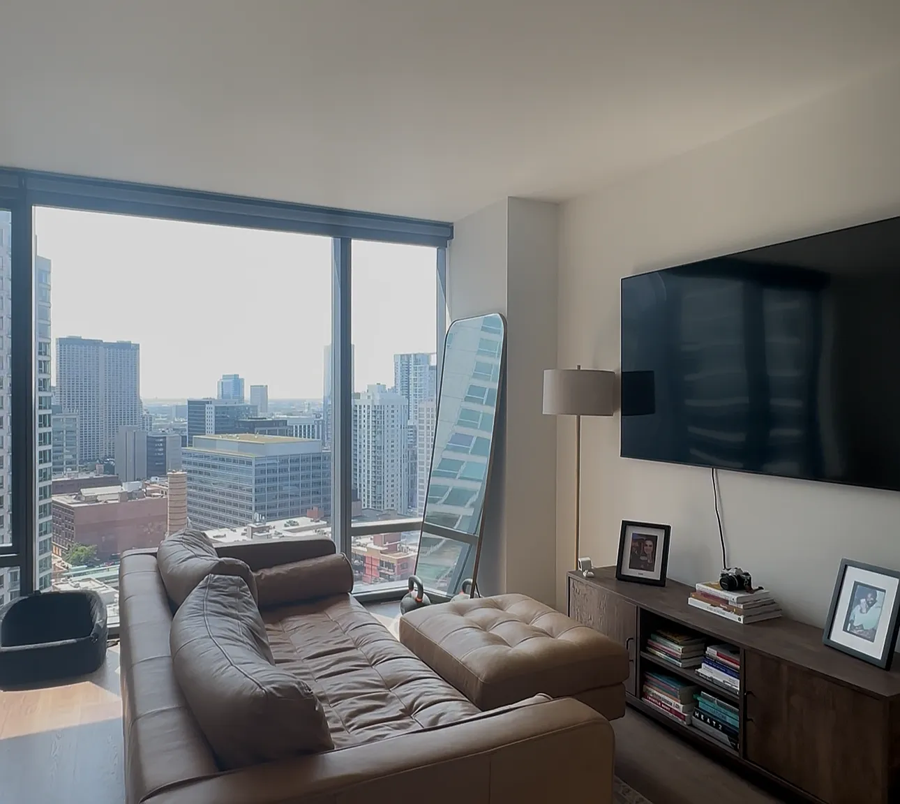 1 bed, 690 sqft, $3,199 — Photo 1