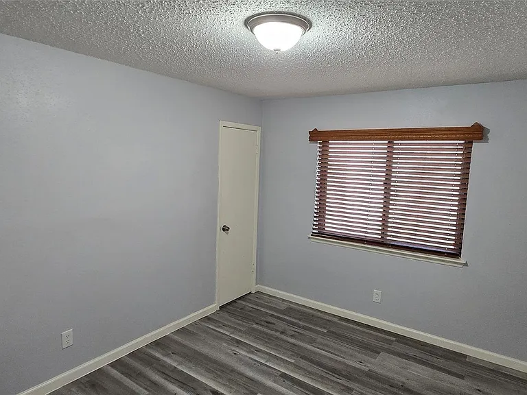 6311 Dawnridge Dr — Photo 25