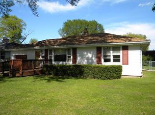 1714 Avenue D, Sterling, IL 61081