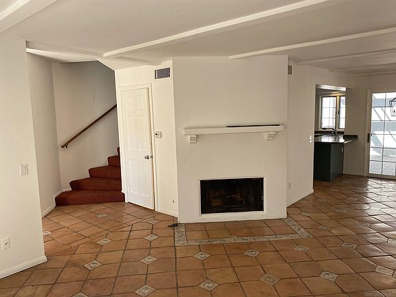 2nd image of 8612 Villa La Jolla Dr Unit 4