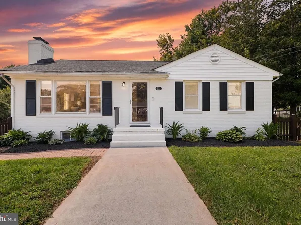 122 Elizabeth St, Culpeper, VA 22701