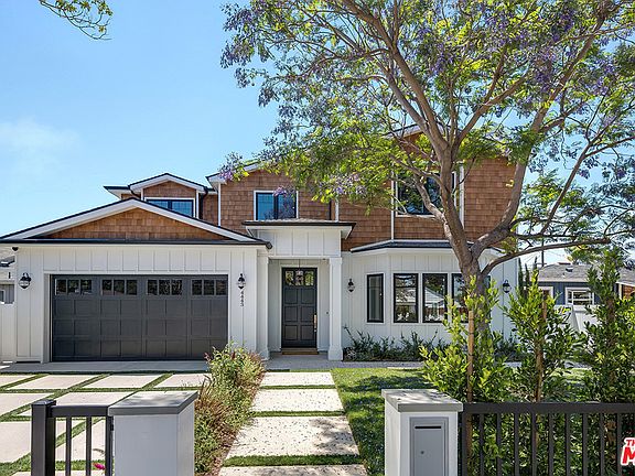 2nd image of 4443 Babcock Ave