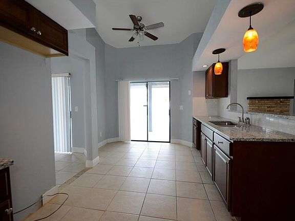 4th image of 5319 Goldenwood Dr
