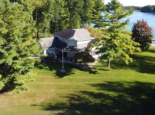 4760 Queens Ct, Gladwin, MI 48624