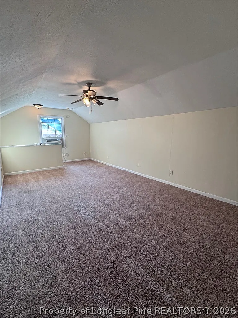 3 bed, 2.0 bath, $1,900 — Photo 2