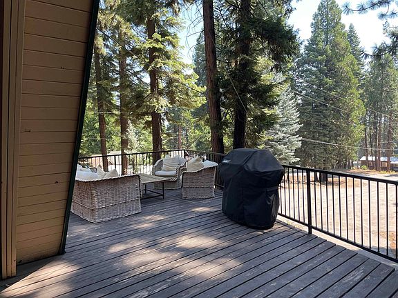 3rd image of 529 Spruce Cir