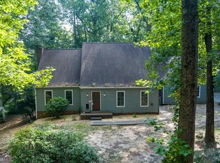 671 Ginger Cake Rd, Fayetteville, GA 30214