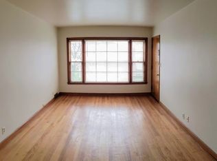 2740 N 61st St APT 3, Milwaukee, WI